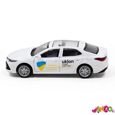 Автомодель - Toyota Camry Uklon (білий)