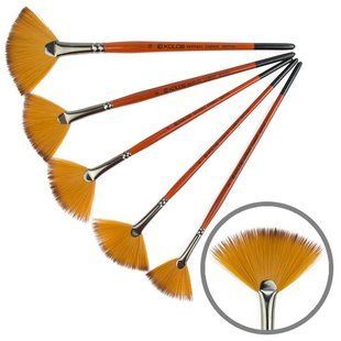 Пензель синтетика віялова Carrot 1097FN № 4 коротка ручка KOLOS